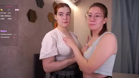 Snapshot of alleenvanhofwegen chatting on October 2025 06:36:01 AM Rin online show from October 2025 06:36:01 AM