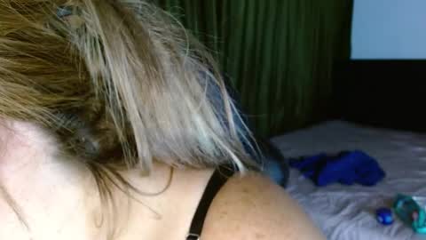 Snapshot of allegra_ferragamo chatting on December 2024 05:15:01 AM Ale online show from December 2024 05:15:01 AM