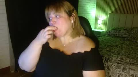 Snapshot of allegra_ferragamo chatting on January 2025 01:13:02 AM Ale online show from January 2025 01:13:02 AM