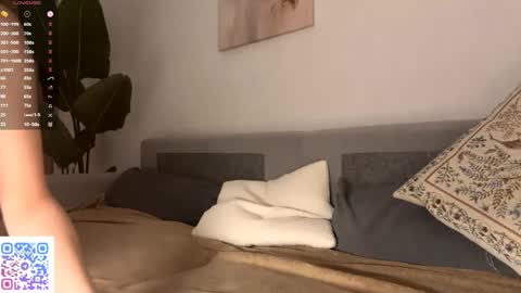 Anna online show from April 2026 06:34:01 PM