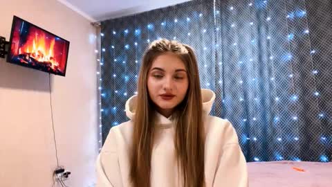 Snapshot of allenefeela chatting on December 2025 11:28:02 AM Emily online show from December 2025 11:28:02 AM