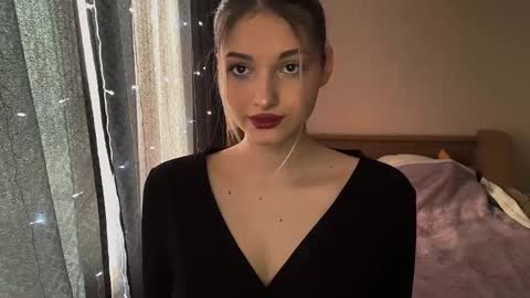 Snapshot of allenefeela chatting on February 2026 08:18:02 AM Emily online show from February 2026 08:18:02 AM