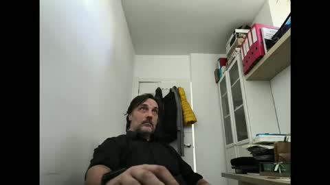 Snapshot of allenvic chatting on October 2025 08:35:01 AM allenvic online show from October 2025 08:35:01 AM