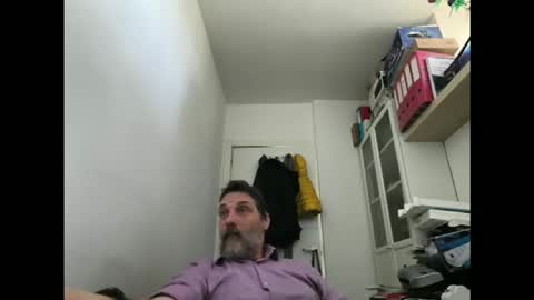 Snapshot of allenvic chatting on March 2026 10:18:02 AM allenvic online show from March 2026 10:18:02 AM