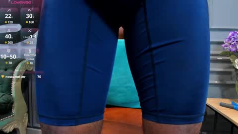 Snapshot of allessandrosantos chatting on February 2025 06:01:01 PM Help me reach 100 likes online show from February 2025 06:01:01 PM