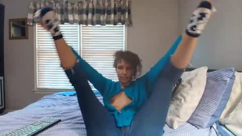 Snapshot of allgood4u chatting on October 2025 09:24:02 PM wishlist on bio online show from October 2025 09:24:02 PM