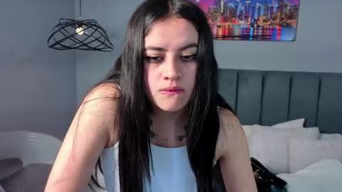 Snapshot of alli_cooper chatting on May 2026 11:26:02 AM Ali online show from May 2026 11:26:02 AM