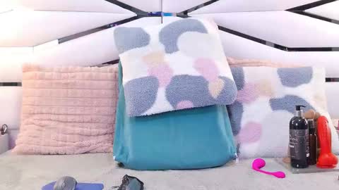 Allicia online show from January 2026 07:15:02 PM