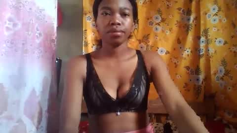 Snapshot of alliciax632770 chatting on November 2025 11:43:02 AM alliciax632770 online show from November 2025 11:43:02 AM