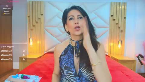 Aliie  online show from November 2025 12:02:02 PM