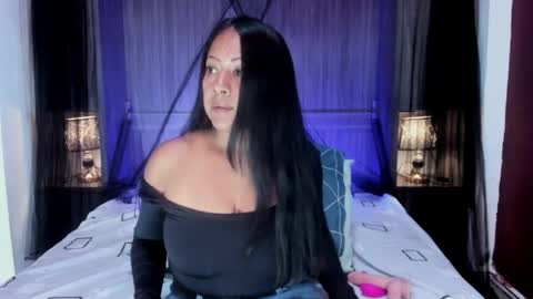 ALISON   online show from May 2026 07:42:02 PM