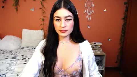 Snapshot of allierose_ chatting on November 2025 04:41:01 PM Allie online show from November 2025 04:41:01 PM