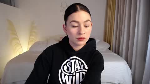 Snapshot of allierose_ chatting on January 2026 11:21:01 PM Allie online show from January 2026 11:21:01 PM