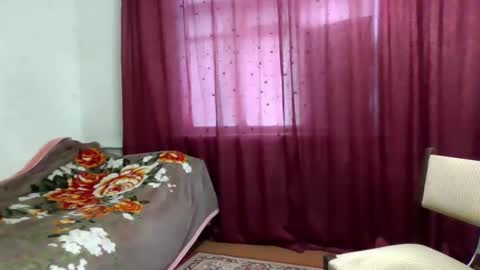 Snapshot of allirain chatting on October 2025 01:33:02 PM AlliRain online show from October 2025 01:33:02 PM