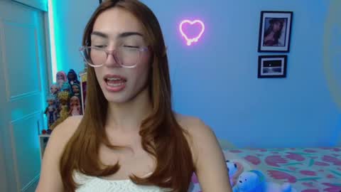   online show from February 2025 04:05:01 AM