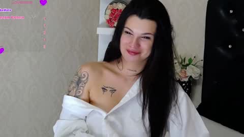 Snapshot of allisonn223 chatting on January 2025 11:35:02 PM Deea online show from January 2025 11:35:02 PM