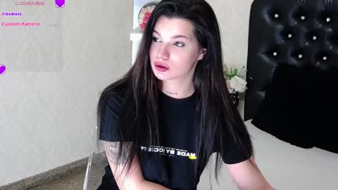 Snapshot of allisonn223 chatting on January 2025 08:34:02 PM Deea online show from January 2025 08:34:02 PM