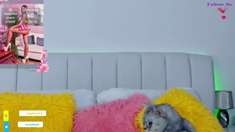 Snapshot of allisonsweetie chatting on February 2025 09:05:02 AM AllisonSweetie online show from February 2025 09:05:02 AM