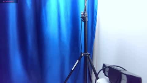 Snapshot of allisonsweetie chatting on March 2025 08:51:02 AM AllisonSweetie online show from March 2025 08:51:02 AM