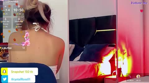 Snapshot of allisonsweetie chatting on November 2025 10:17:01 AM AllisonSweetie online show from November 2025 10:17:01 AM