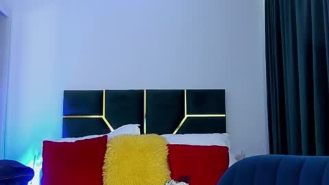 Snapshot of allisonsweetie chatting on June 2026 11:10:01 AM AllisonSweetie online show from June 2026 11:10:01 AM