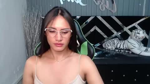 Allisson online show from February 2025 09:28:01 AM