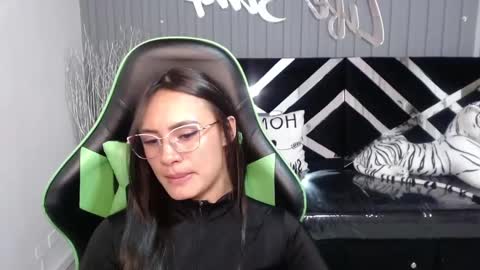 Allisson online show from February 2025 06:28:01 AM