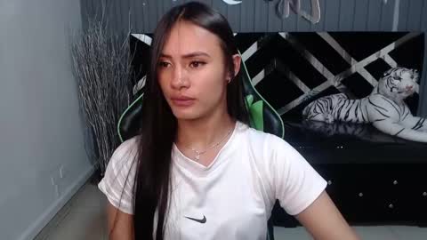 Allisson online show from March 2025 06:46:01 AM