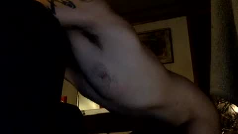 Snapshot of allitrunnin chatting on October 2025 07:16:01 AM allitrunnin online show from October 2025 07:16:01 AM