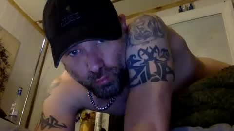 Snapshot of allitrunnin chatting on December 2025 05:07:01 PM allitrunnin online show from December 2025 05:07:01 PM