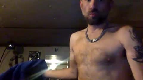 Snapshot of allitrunnin chatting on December 2025 08:10:02 AM allitrunnin online show from December 2025 08:10:02 AM