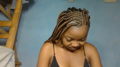 allizida01 online show from November 2025 11:36:02 AM