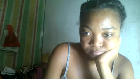allizida01 online show from May 2026 05:32:02 PM
