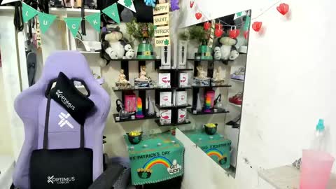 Snapshot of allsson_miller chatting on March 2025 02:52:01 AM allsson_miller online show from March 2025 02:52:01 AM