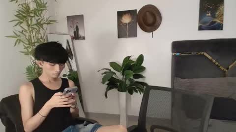 Snapshot of alluring_alpha chatting on March 2026 12:16:01 AM kim and josh online show from March 2026 12:16:01 AM