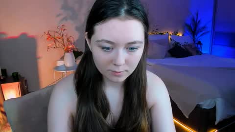 Snapshot of alluringeyess chatting on November 2025 04:18:02 PM alluringeyess online show from November 2025 04:18:02 PM