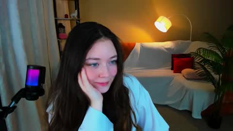 Snapshot of alluringeyess chatting on February 2026 05:31:01 PM alluringeyess online show from February 2026 05:31:01 PM