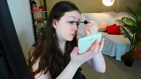 Snapshot of alluringeyess chatting on February 2026 09:54:02 AM alluringeyess online show from February 2026 09:54:02 AM