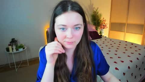 alluringeyess online show from May 2026 05:09:01 PM