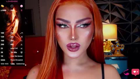 Snapshot of alluringnatalya chatting on November 2025 07:40:01 AM Natalya Fox online show from November 2025 07:40:01 AM