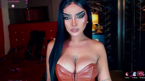 Snapshot of alluringnatalya chatting on January 2026 09:36:02 AM Natalya Fox online show from January 2026 09:36:02 AM