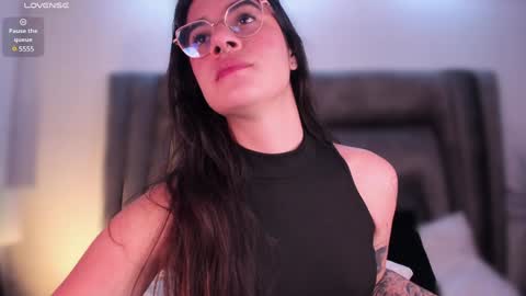 Snapshot of ally_addams chatting on January 2025 08:58:02 PM Ally online show from January 2025 08:58:02 PM