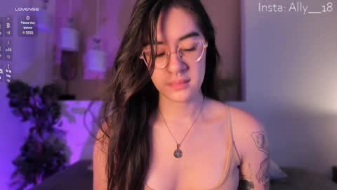 Snapshot of ally_addams chatting on March 2025 03:51:02 AM Ally online show from March 2025 03:51:02 AM