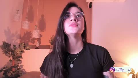 Snapshot of ally_addams chatting on September 2025 05:09:02 AM Ally online show from September 2025 05:09:02 AM