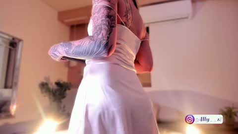 Snapshot of ally_addams chatting on September 2025 05:11:02 AM Ally online show from September 2025 05:11:02 AM