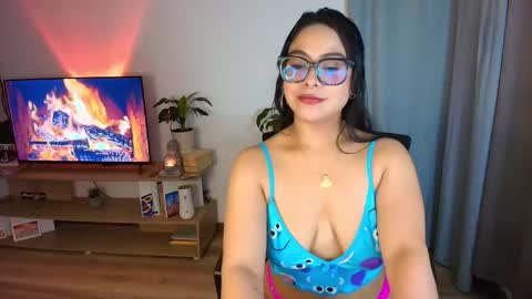 Snapshot of ally_riso chatting on November 2025 05:07:02 AM Ally help me reach 100 satisfaid online show from November 2025 05:07:02 AM