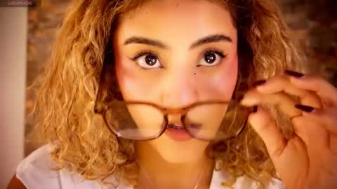 Snapshot of ally_summer chatting on December 2025 02:41:02 AM ally_summer online show from December 2025 02:41:02 AM