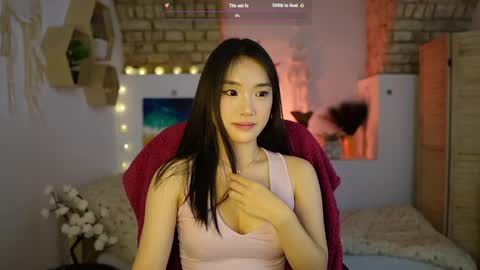 Allyah Sky online show from February 2025 07:10:01 PM