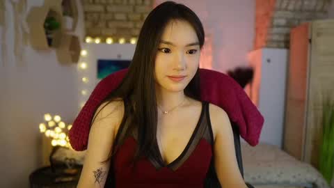 Allyah Sky online show from February 2025 07:25:01 PM