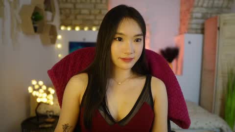 Allyah Sky online show from March 2025 01:32:02 AM